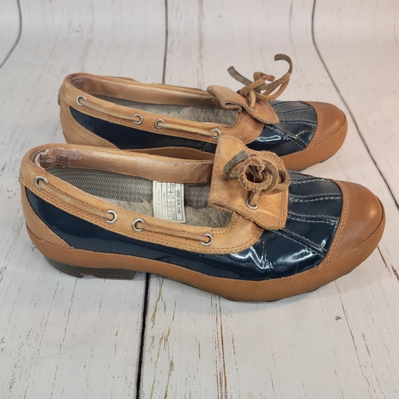 UGG Australia Ashdale Waterproof Low Duckboot Shoe Loafer Women's Size 7 - Picture 5 of 14